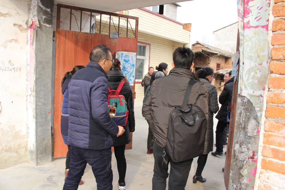 省市總工會領導及同事來我司走基層、送溫暖 扶貧幫困暖人